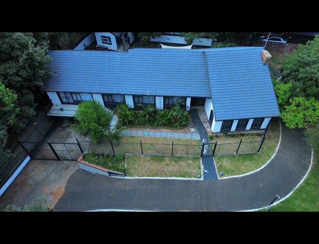 270M² OFFICE TO LET IN LIBRADENE